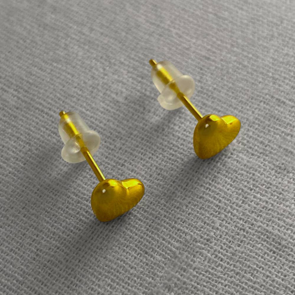 Jiya - Dainty Hearts Earrings - 18k Gold PVD