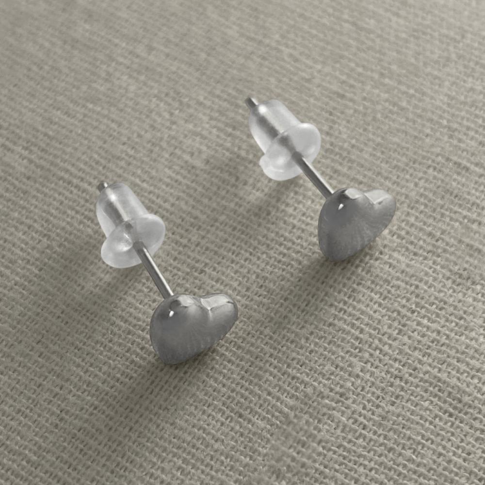 Jiya - Dainty Hearts Earrings - Stainless Steel Silver