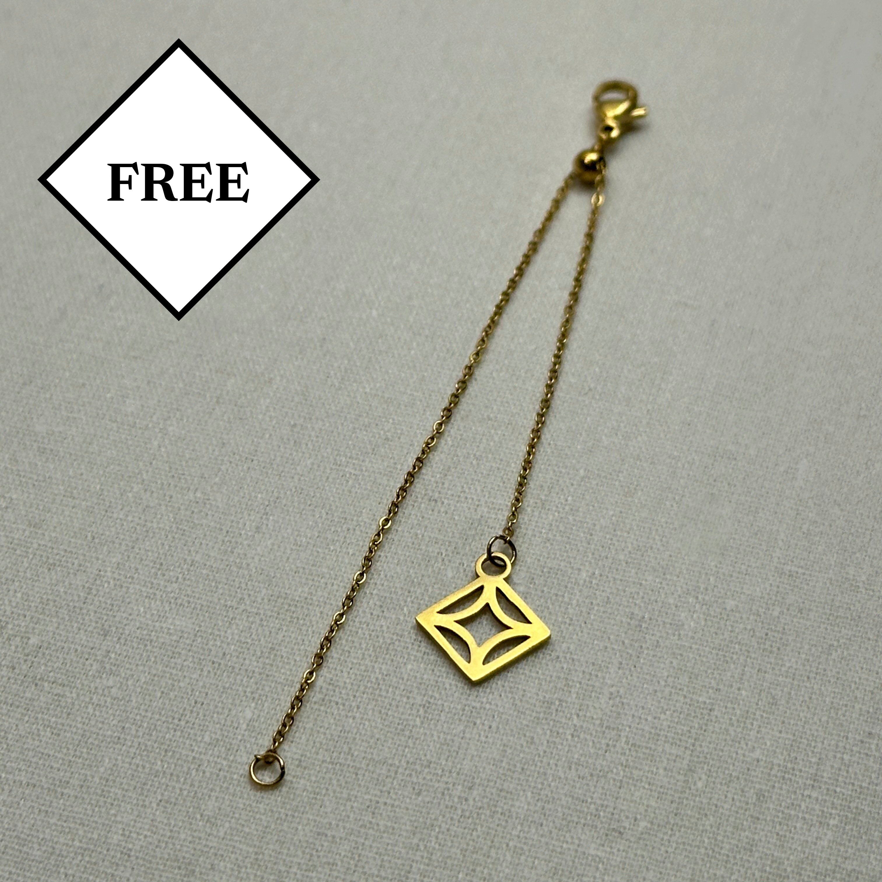 Jiya - Dainty Hearts Necklace - 18k Gold Plated PVD