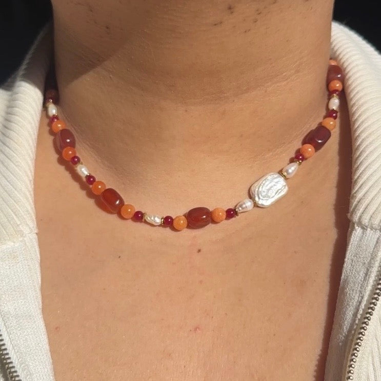 Cinnamon - Handcrafted Beaded Necklace