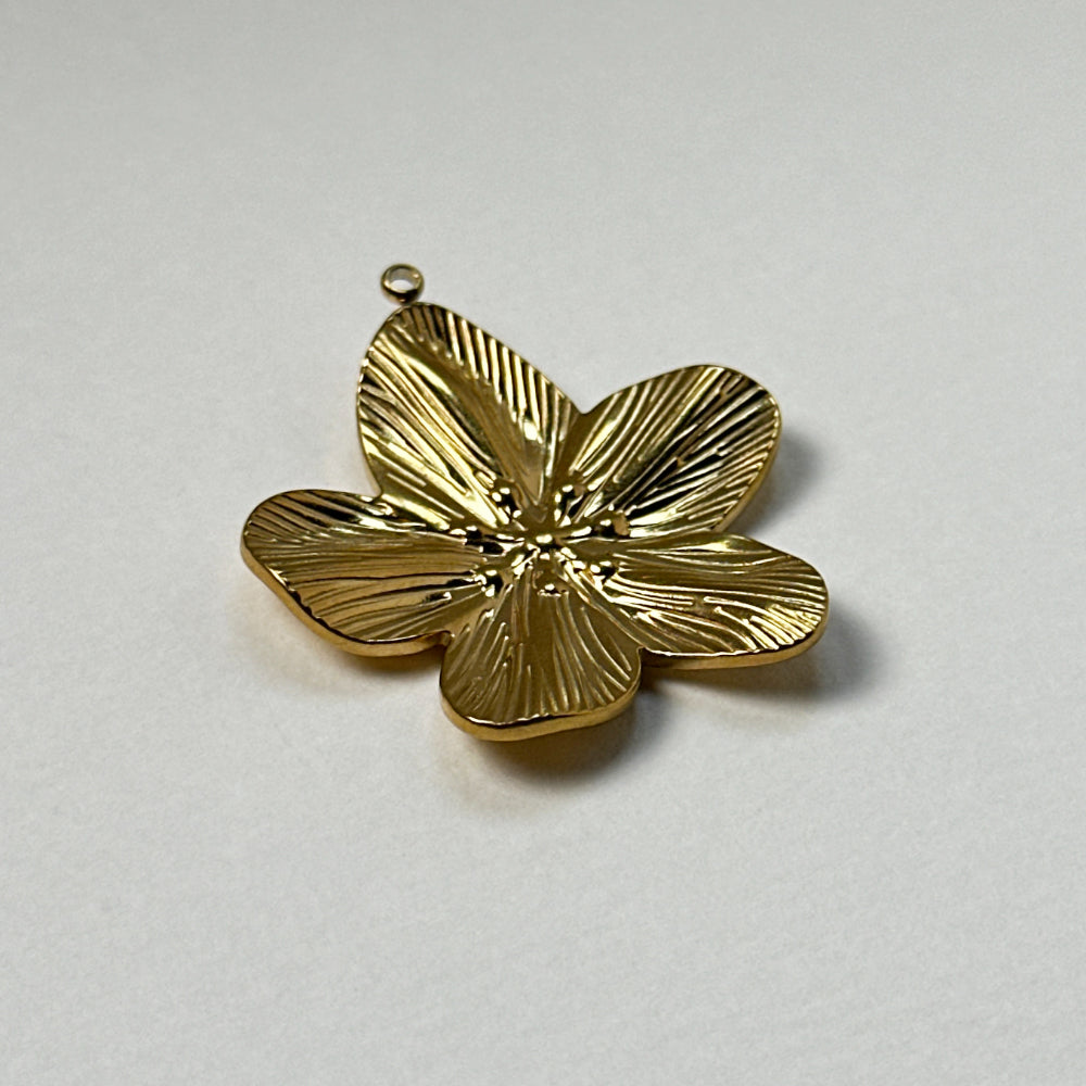 Phool - Flower Pendant - 18k Gold PVD