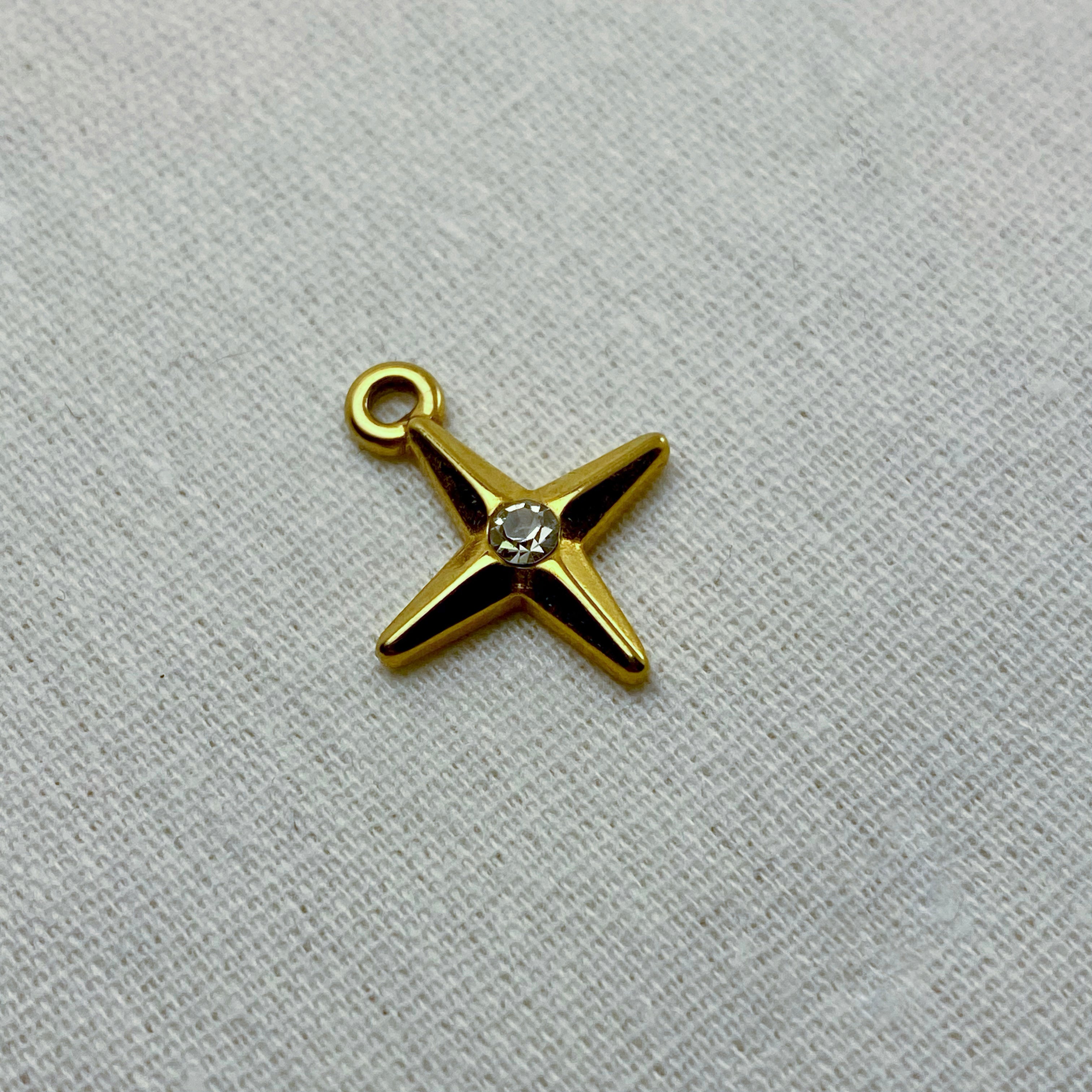 Sitara - Star Pendant - 18k Gold PVD - LUMENAURA  LUMENAURA