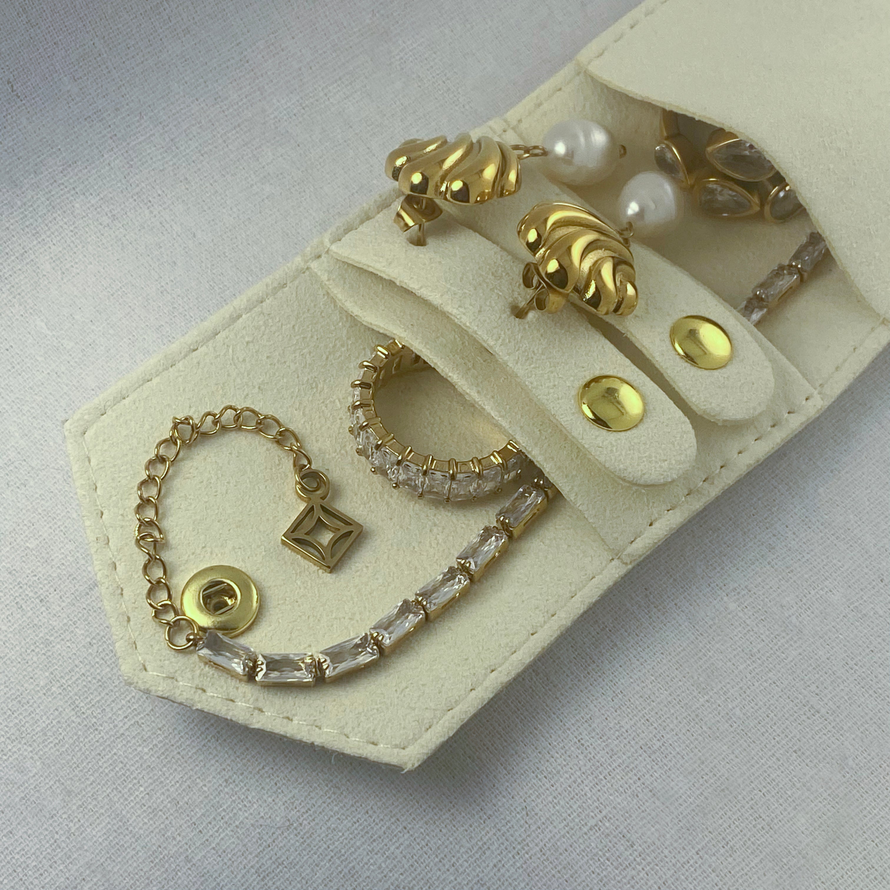 Mini Travel Jewellery Pouch - LUMENAURA  LUMENAURA