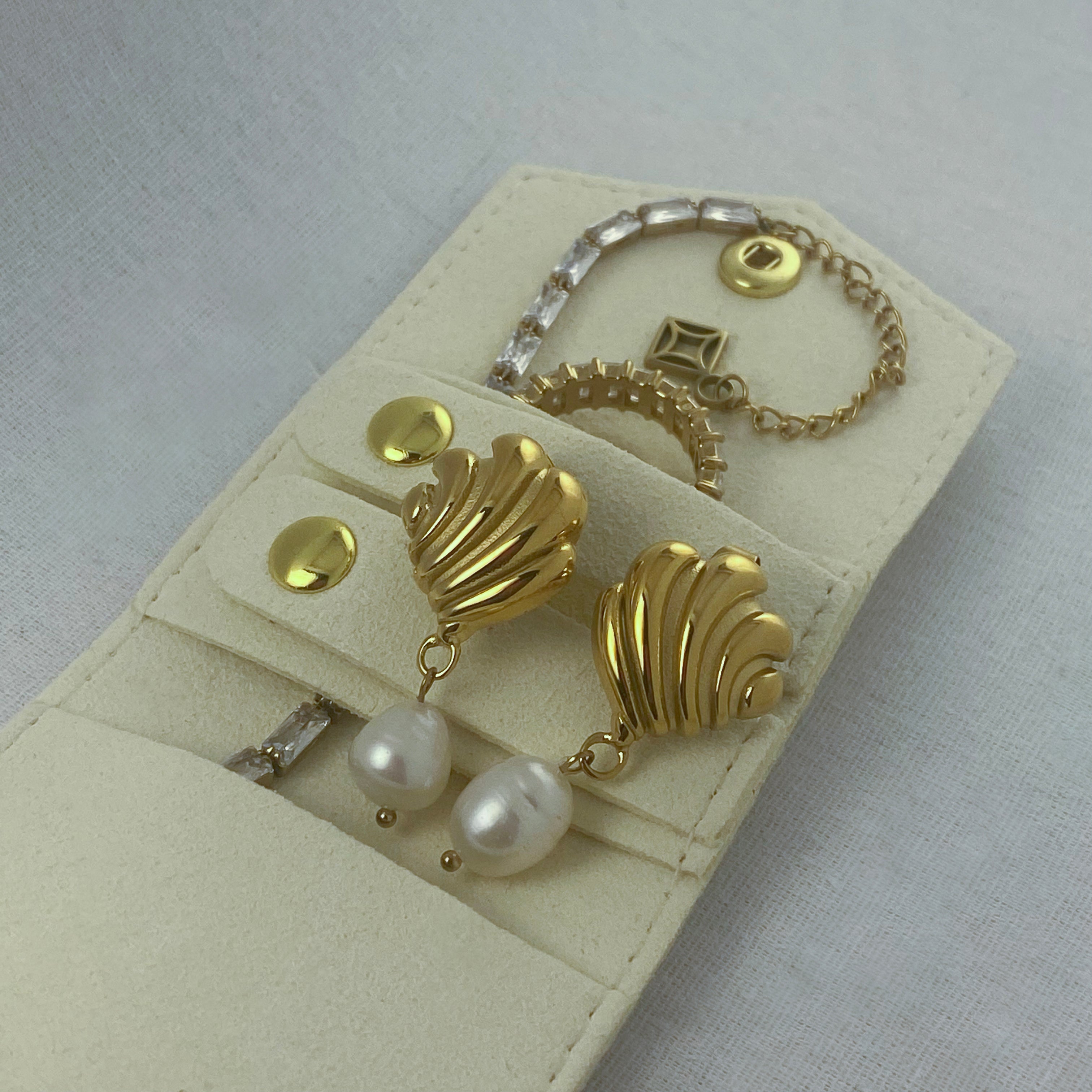 Mini Travel Jewellery Pouch - LUMENAURA  LUMENAURA